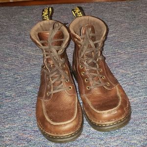Dr. Martens Lombardo leather boots